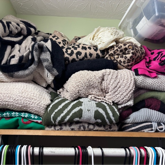 Multi-Color Sweater Storage Solution - Picture 1 of 1
